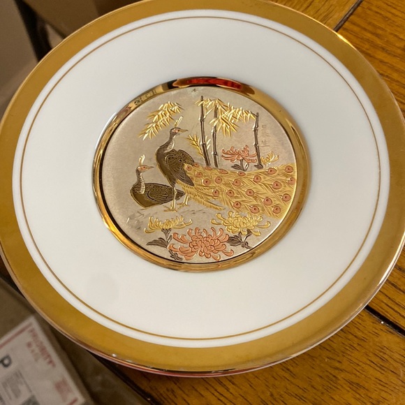 The art of chokin Peacock Plate. Japan - Picture 1 of 4